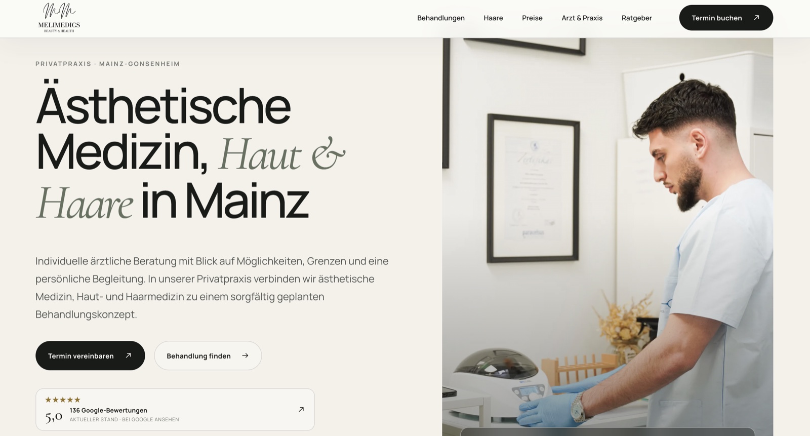 Veröffentlichte Desktop-Startseite von Melimedics mit Behandlungsbereichen und Terminwegen